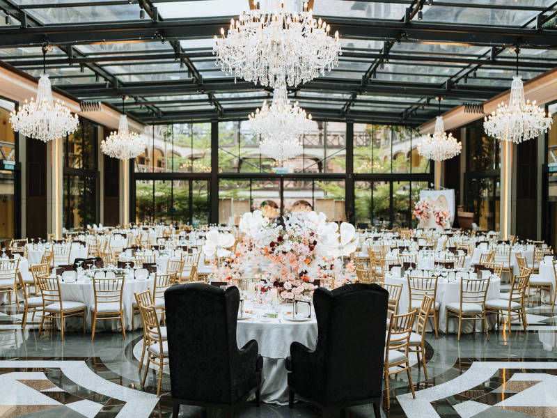 banner-chateau-la-serre-glasshouse-m